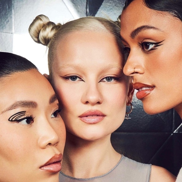 Item Beauty by Addison Rae Lucky Line Waterproof Gel Eyeliner Pencil Black | NEW - Picture 7 of 12